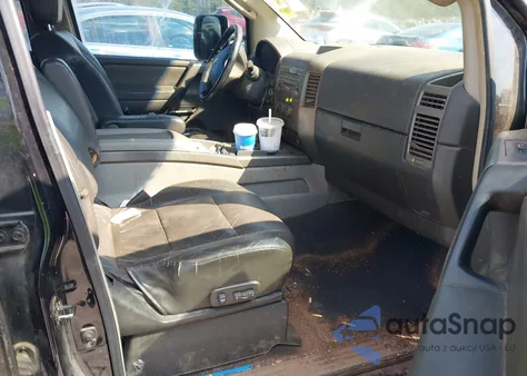 2004 Nissan Titan Le z USA, uszkodzony, nr VIN 1N6AA07A14N582700